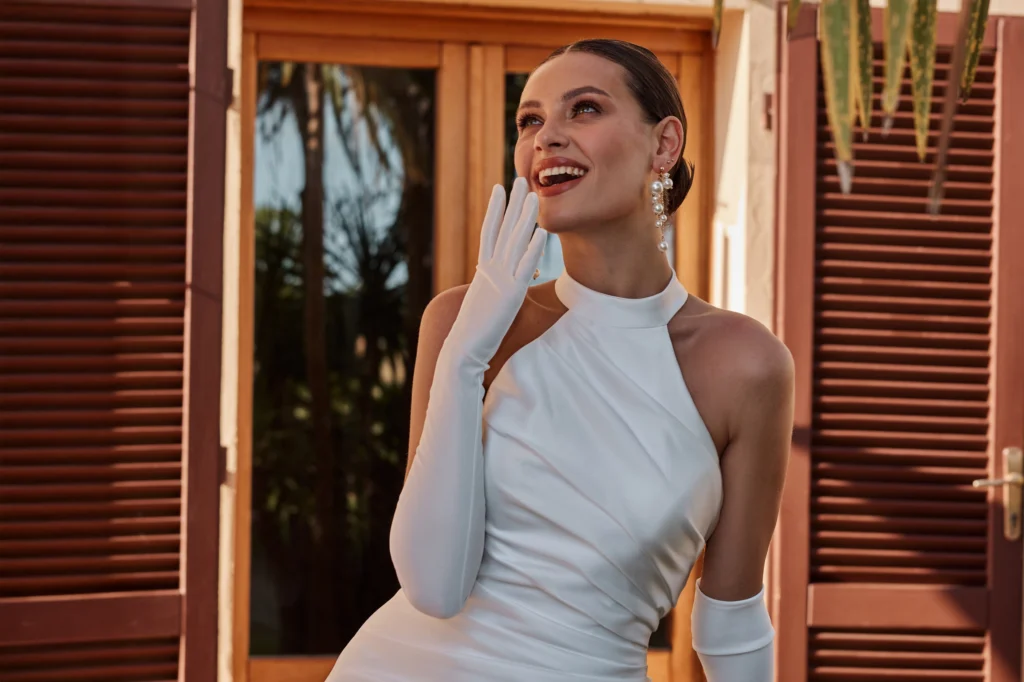 minimalistyczna suknia ślubna